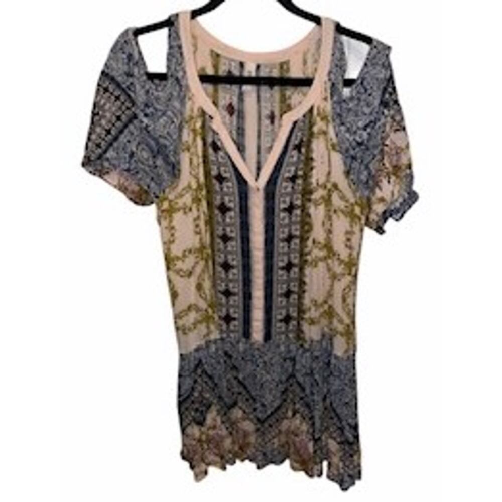 FREE PEOPLE cold shoulder top SZ S EUC